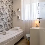 Apartments & Rooms Graso * Split