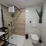 Apartment Apartments & Rooms Graso