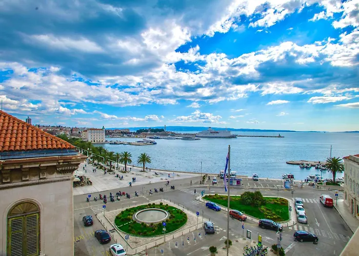 & Graso * Split