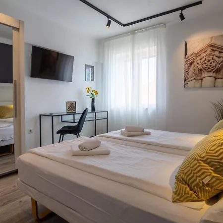 Apartments & Rooms Graso