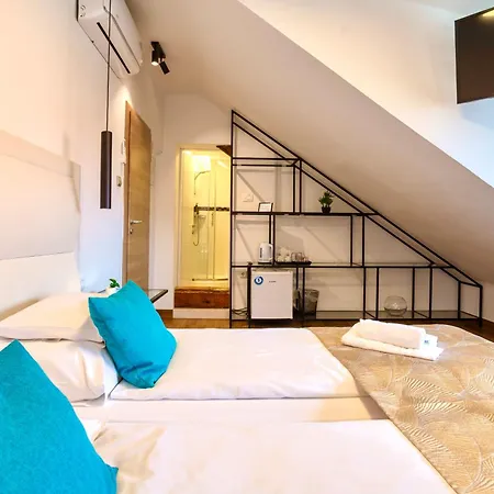 Apartments & Rooms Graso