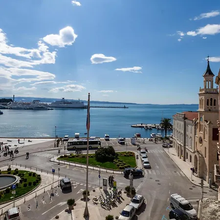 Apartments & Rooms Graso Apartman