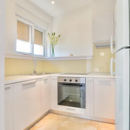 Apartments & Rooms Graso Split